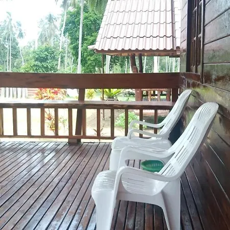 Kohjum Freedom Resort Koh Jum Exterior photo