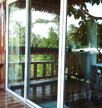 Kohjum Freedom Resort Koh Jum Exterior photo